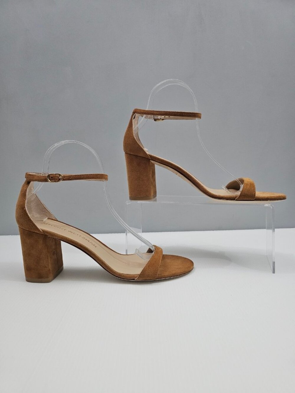 Stuart Weitzman Nudist Block 75 Sandal Womens 9.5 Caramel Brown Suede Block Heel - Picture 3 of 14